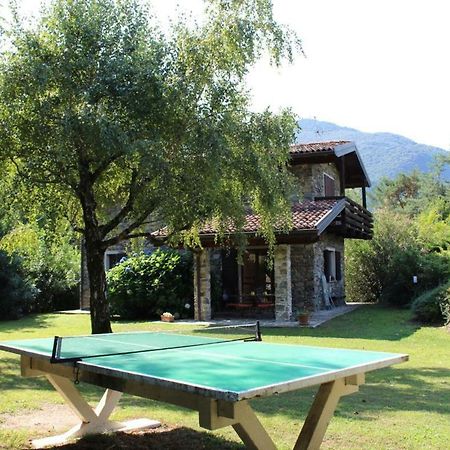 Villa Erica Con Piscina Privata Sul Lago Di Como Colico Exterior foto